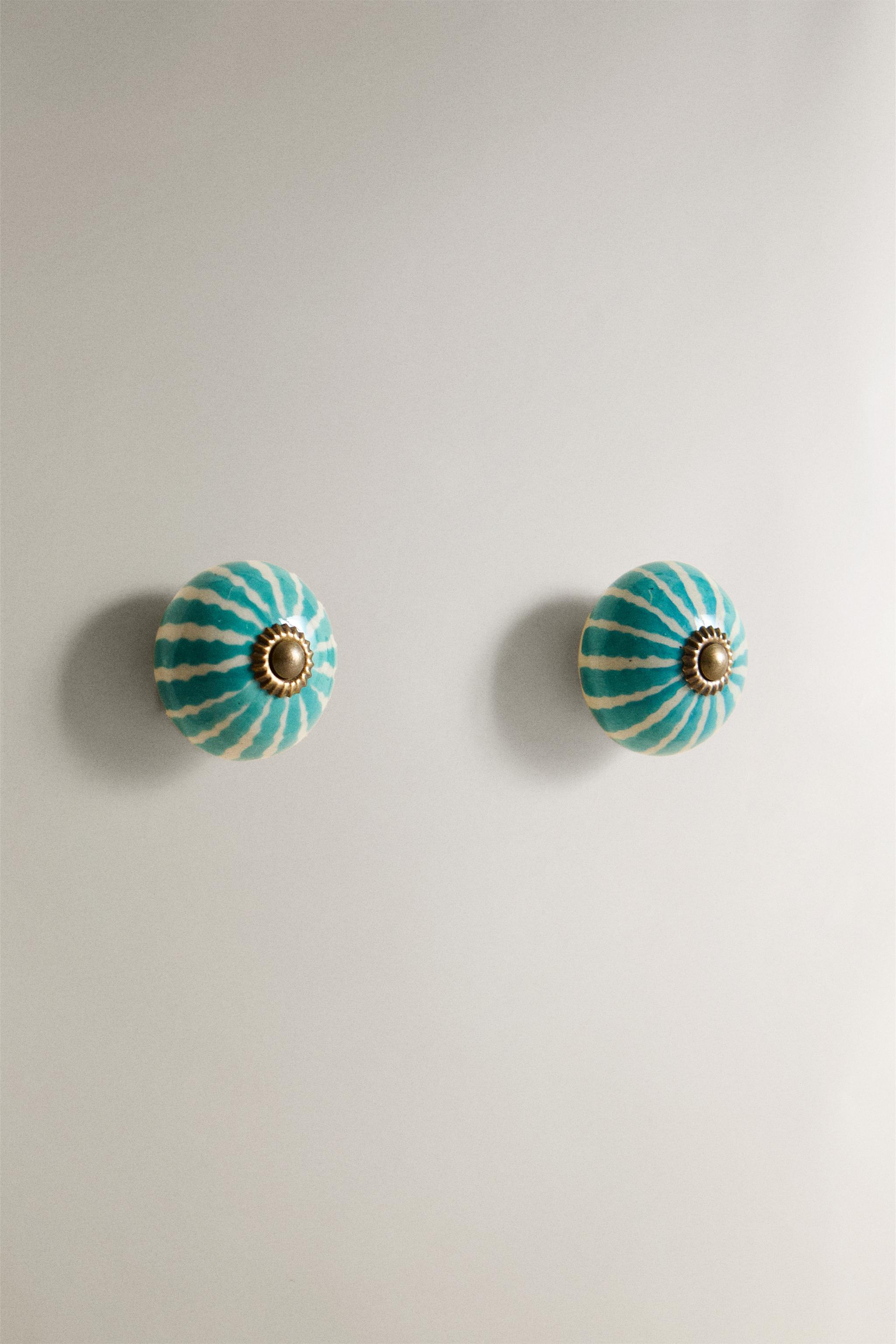SET OF CERAMIC FLOWER KNOBS (SET OF 2